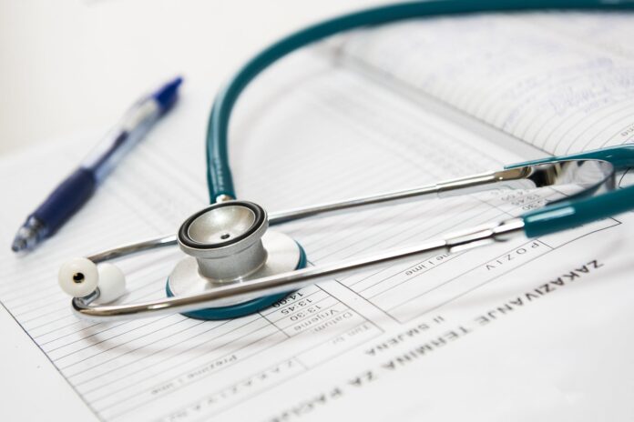 medical-appointment-doctor-healthcare-40568-1 blue and silver stetoscope